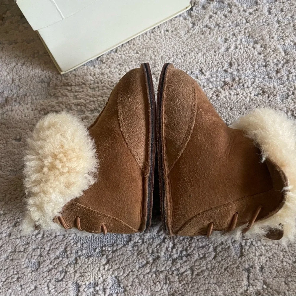 Ugg Baby Unisex Boo Sheepskin Boots Suede Leather Fur Lined Tan Cream: Small